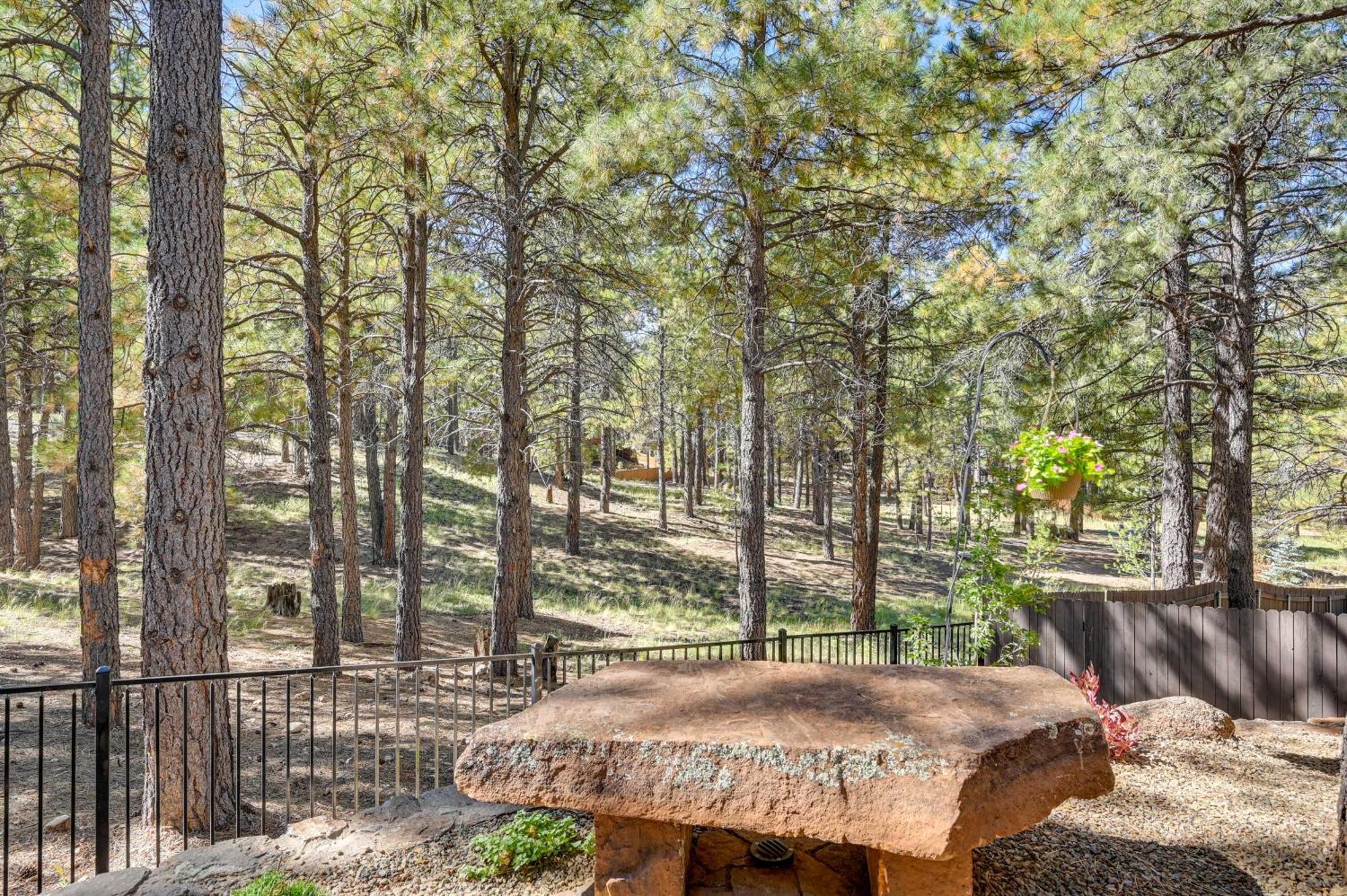 Hideaway Private Hot Tub, 4 Mi To Dtwn! * Flagstaff